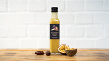 Lade das Bild in den Galerie-Viewer, Dattel-Maracuja-Meerrettich Dressing